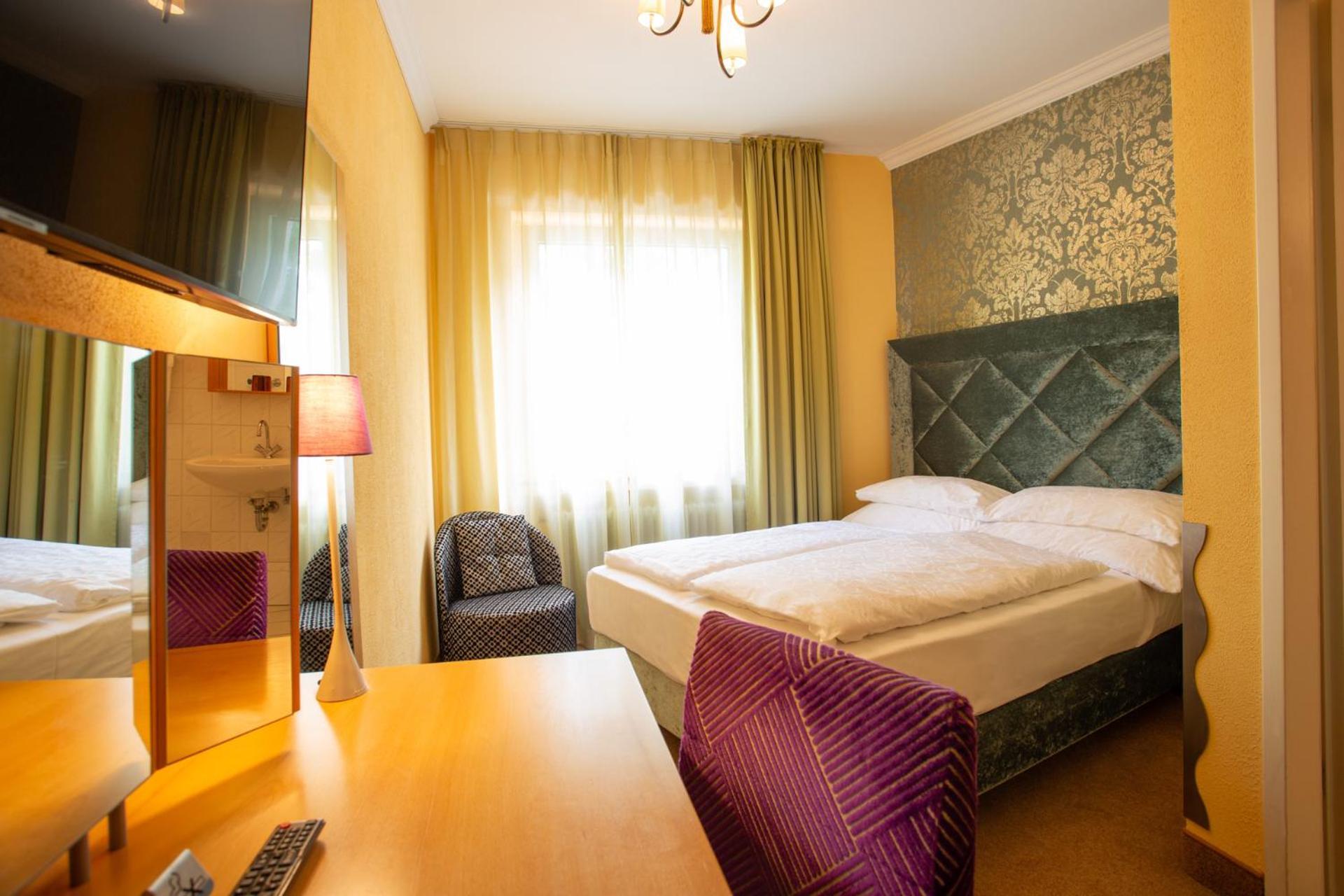 Classic Hotel Harmonie Кьолн Екстериор снимка